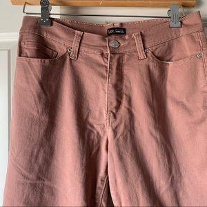 Lee Pants